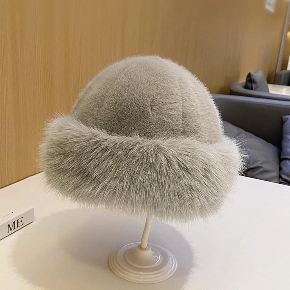 1Pcs Winter Women's Warm Hat with Thick Velvet Imitation Fur Fashion Fisherman's Hat Outdoor Windproof Ear Protection Hat