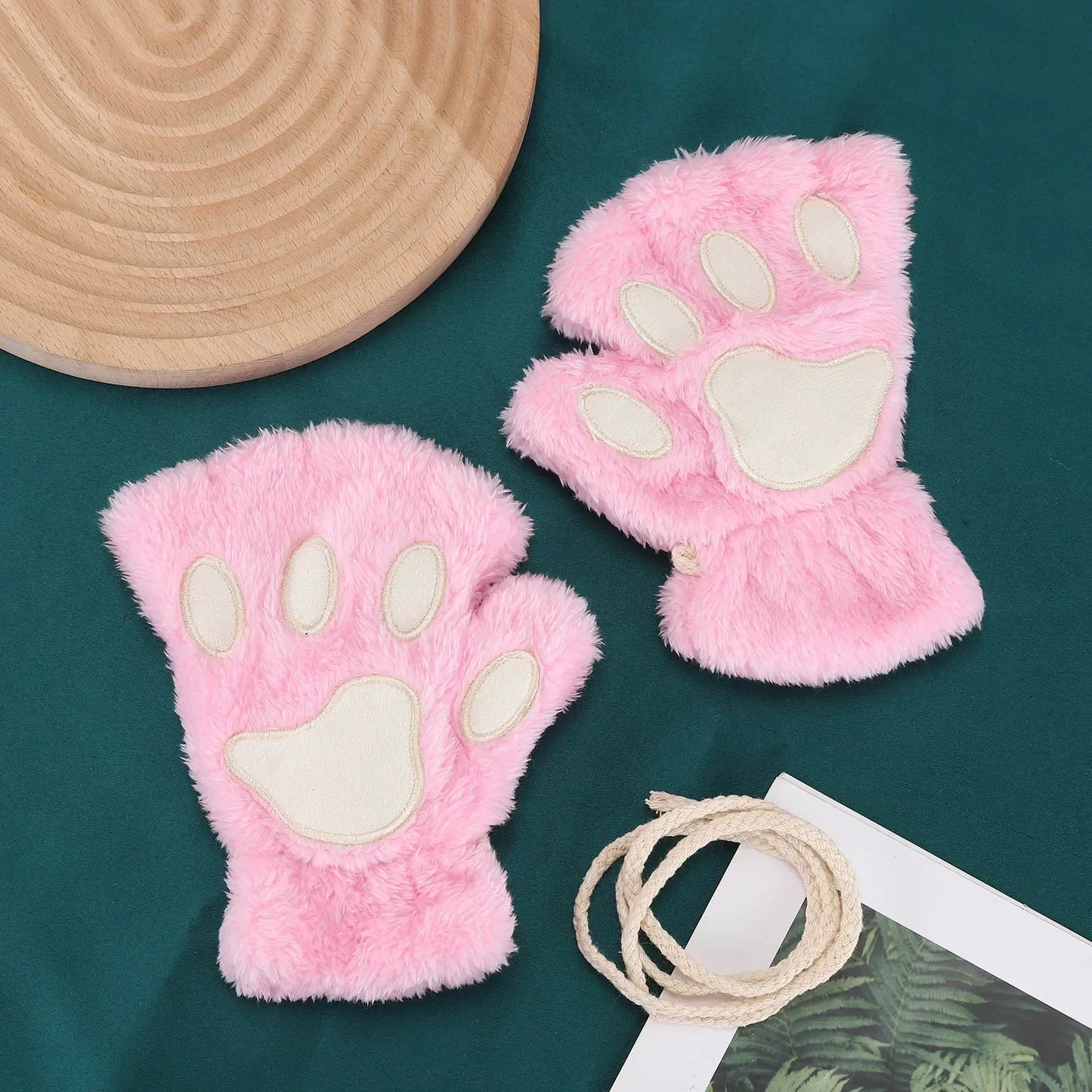 Kawaii Women Cat Gloves Fashion Girls Cat Claw Paw Plush Mittens Warm Soft Plush Short Fingerless HalfFinger Winter Thick Gloves