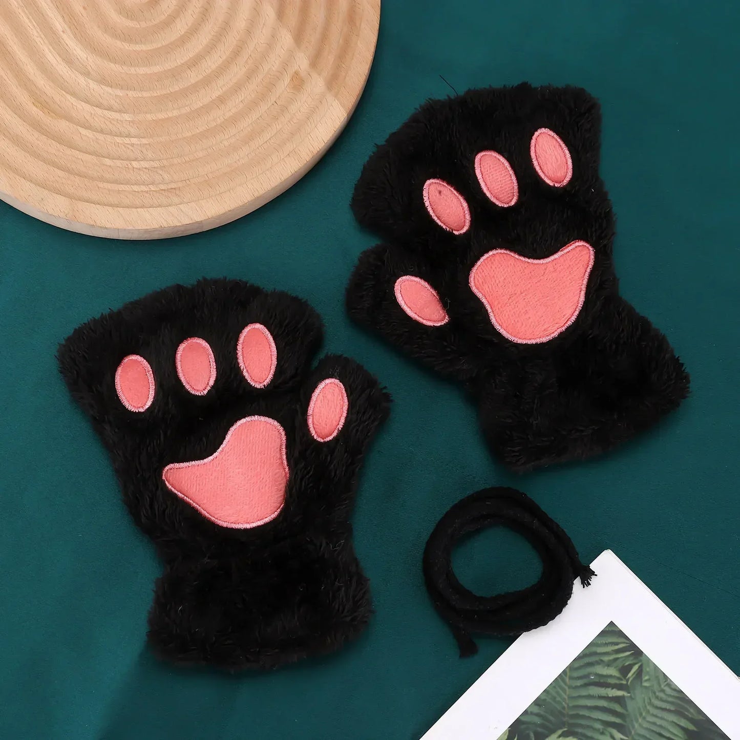 Kawaii Women Cat Gloves Fashion Girls Cat Claw Paw Plush Mittens Warm Soft Plush Short Fingerless HalfFinger Winter Thick Gloves