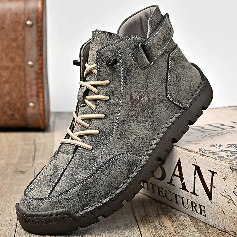 New 2024 Autumn Handmade Leather Men Boots Man Breathable Casual Leather Shoes Design Sneakers Men Ankle Boots Outdoor Boats