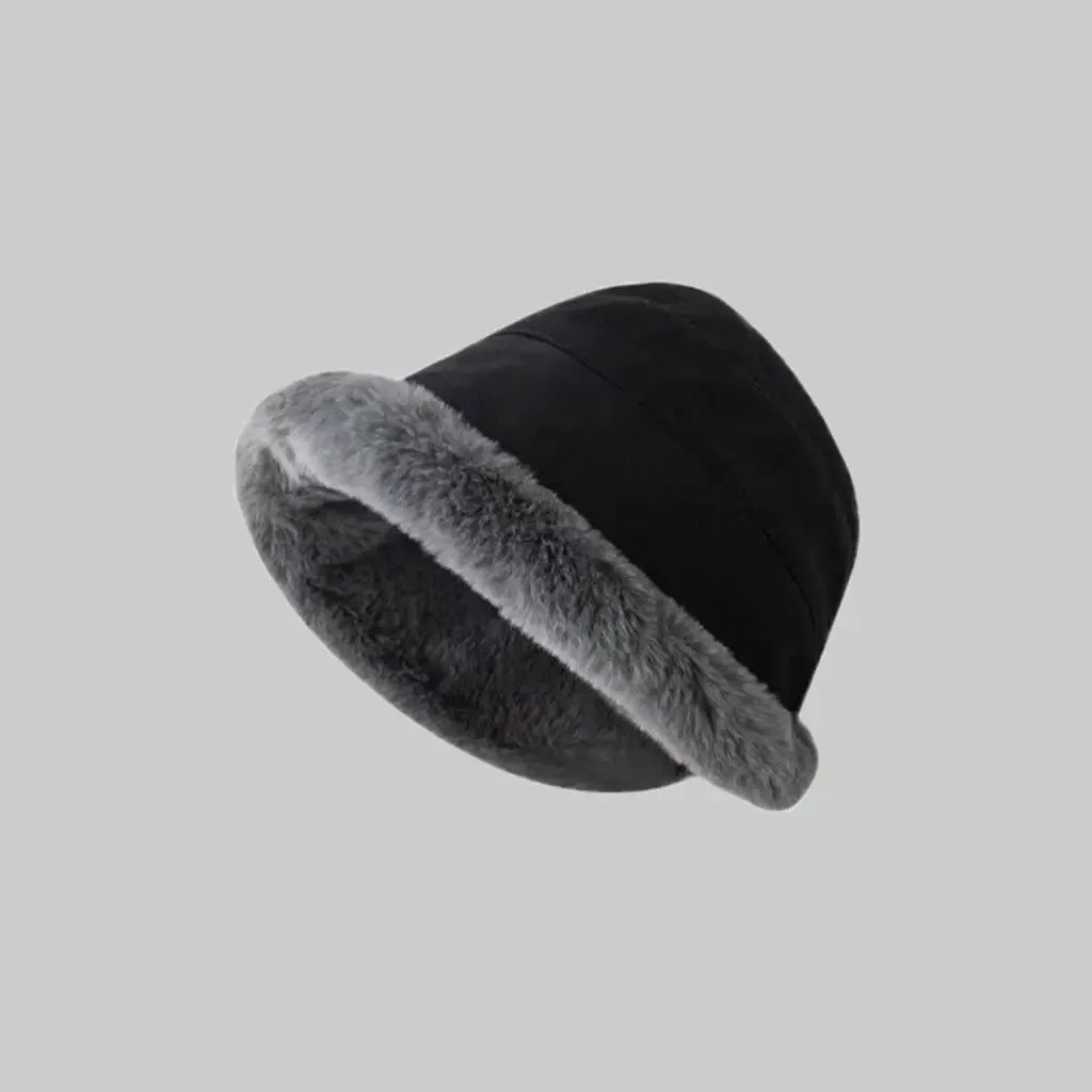 Women Winter Furry Bucket Hat Rolled Brim Faux Fur Cloche Hat with Fleece Lining Autumn And Winter Windproof Warm Hat